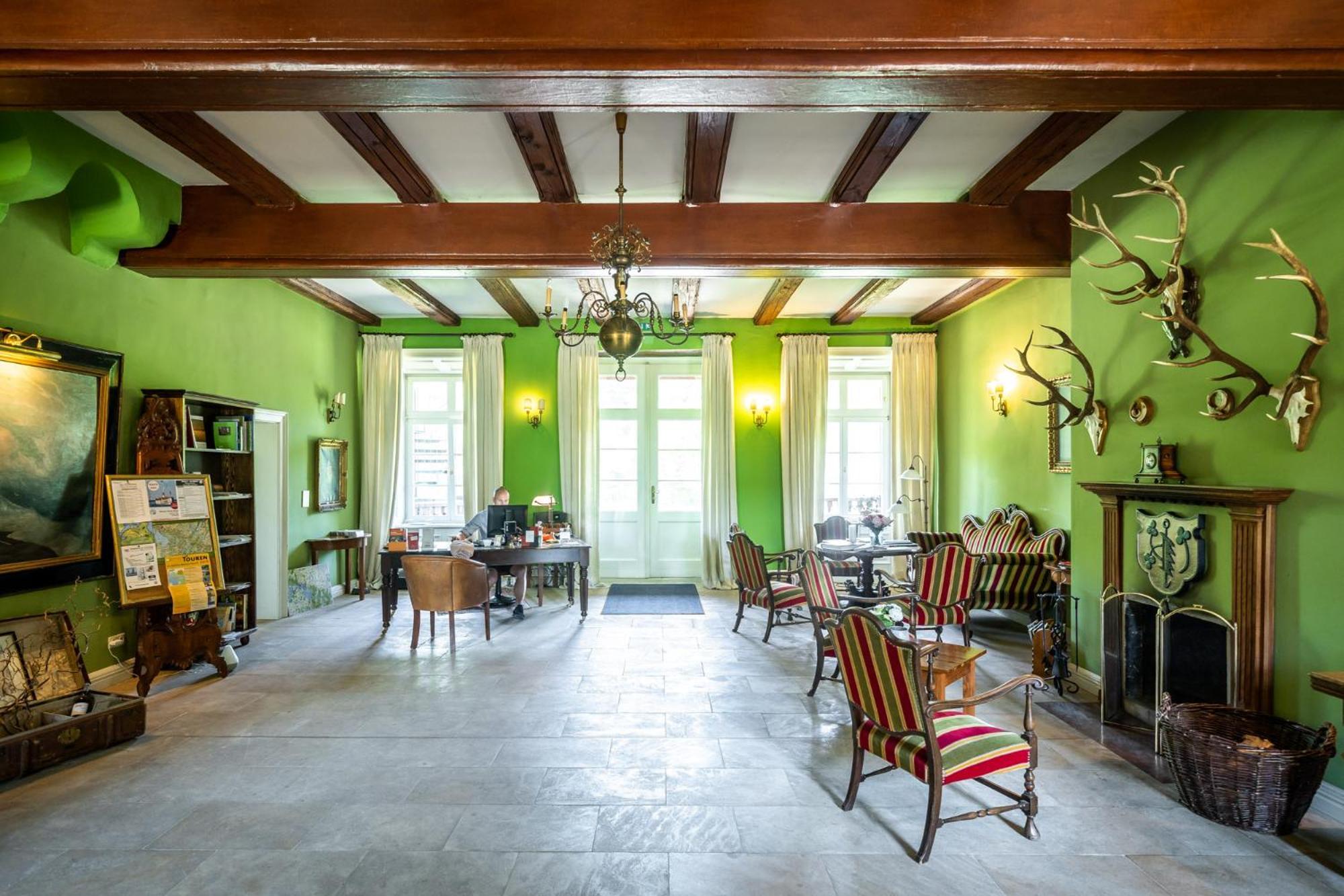 Romantik Hotel Gutshaus Ludorf Екстериор снимка