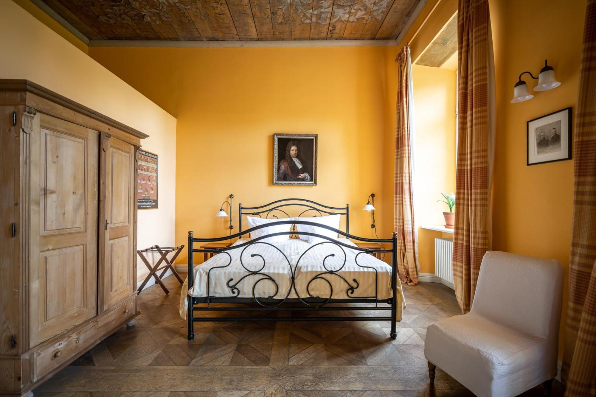 Romantik Hotel Gutshaus Ludorf Екстериор снимка