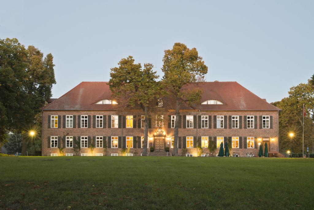 Romantik Hotel Gutshaus Ludorf Екстериор снимка